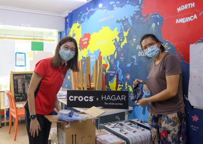 crocs x HAGAR
