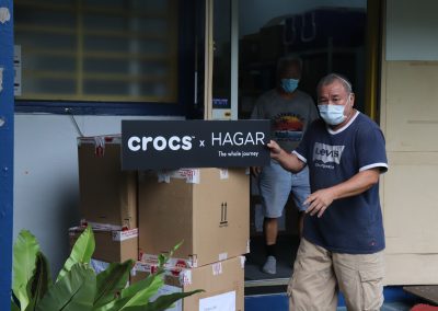 crocs x HAGAR