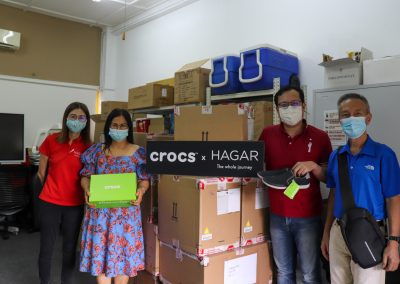 crocs x HAGAR