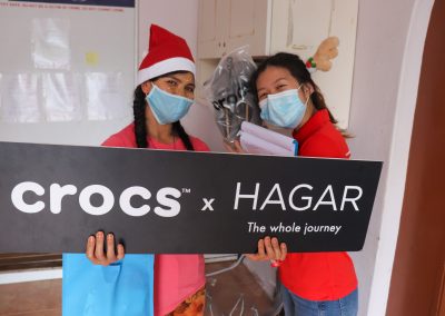 crocs x HAGAR