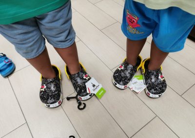 crocs x HAGAR
